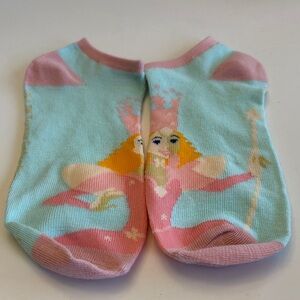 💕5/25💕Glinda The Good Witch Socks